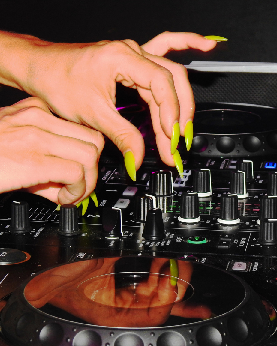 a boat party in paris 2025