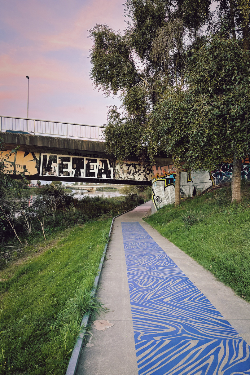 "across towns" Collectio(n.) 2016 - 