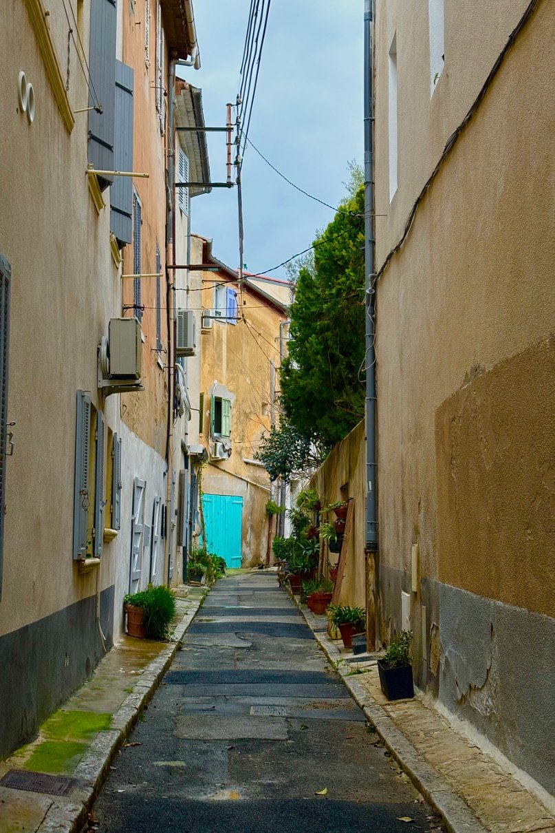 "across towns" Collectio(n.) 2016 - 